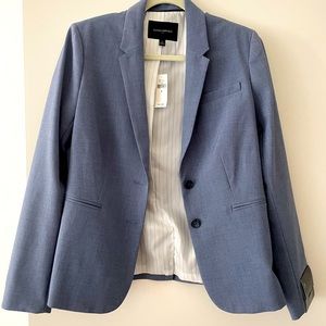 NEW WITH TAGS Banana Republic light navy blazer, still includes extra buttons
